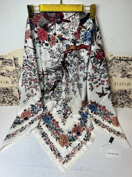Платок Dior шелковый белый "Birds"