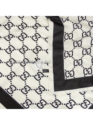 Платок Gucci шелковый белый с черным "Logo"