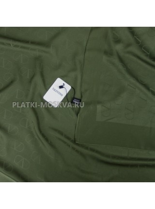 Платок Valentino шелковый бледно-зеленый однотонный